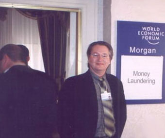 Bruce Sterling learns a new trade -- money laundering